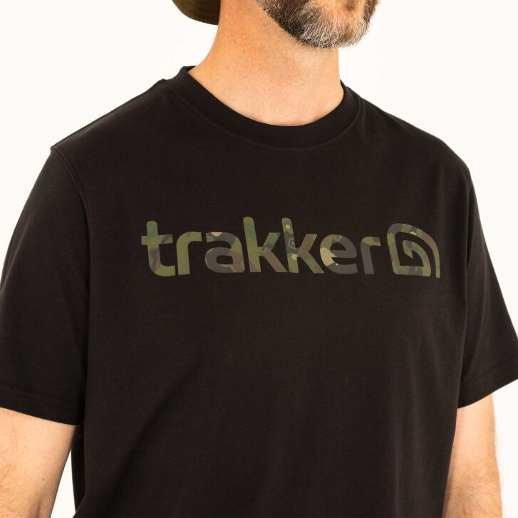 Trakker CR Logo T-Shirt Black Camo  - Medium