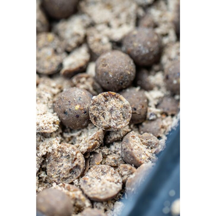 Nash Monster Shrimp Boilies 12mm 1kg