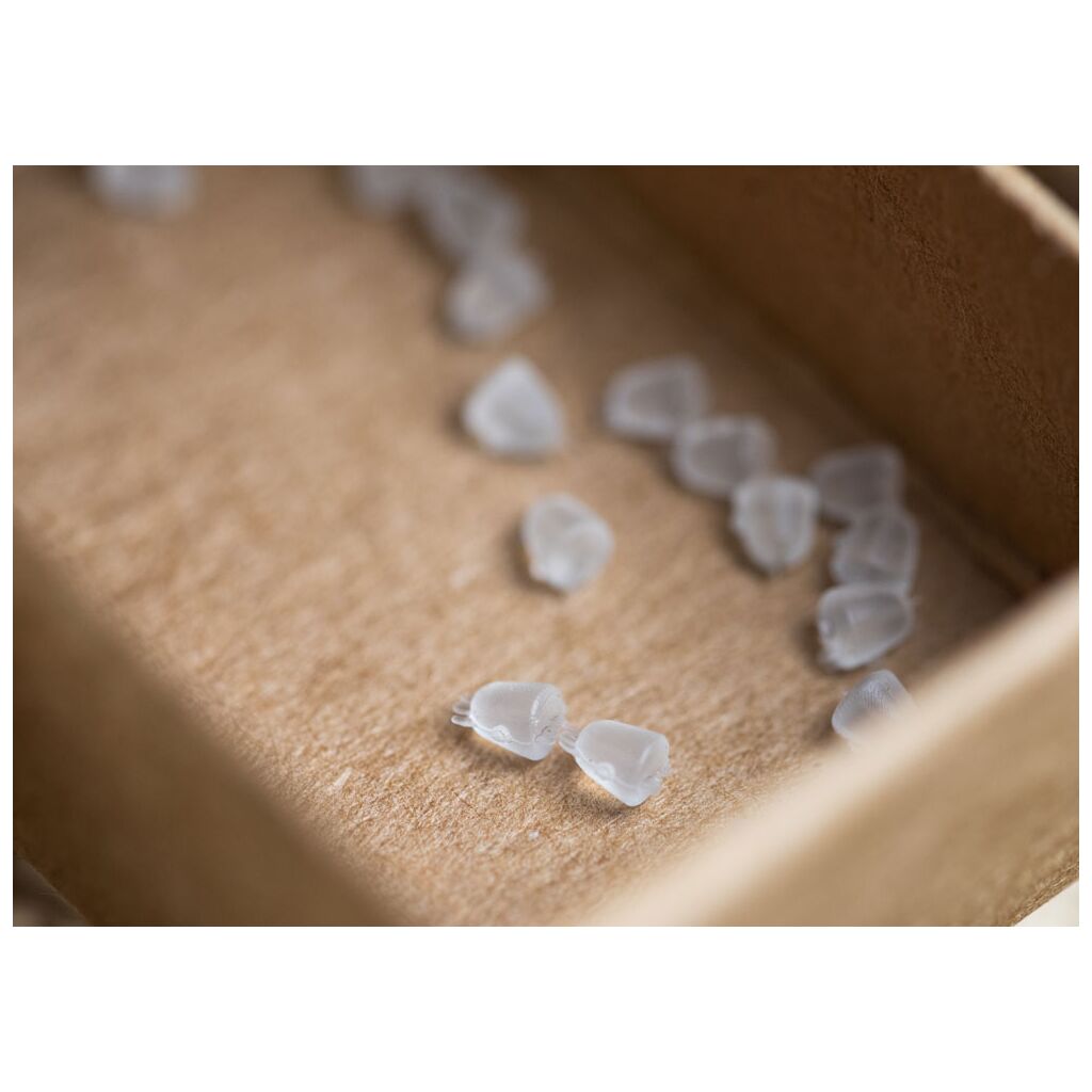Kryston Hook Beads / medium clear, 25pc