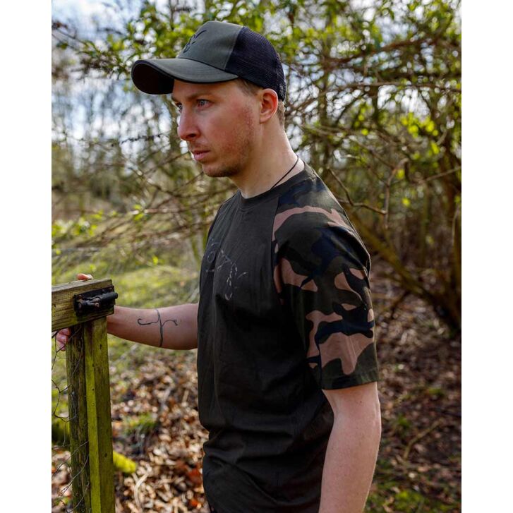 Fox khaki / Camo Outline Tshirt Large