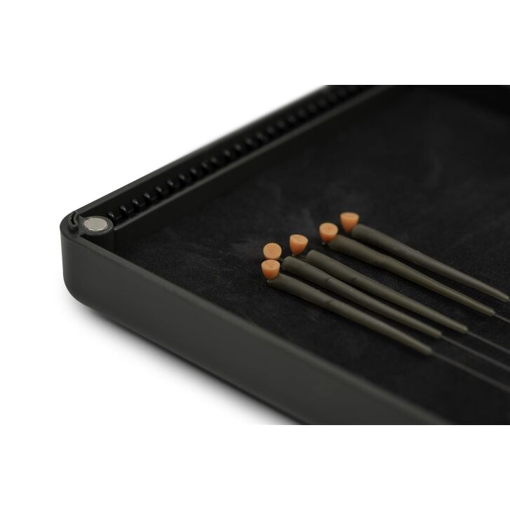 Fox Edges Medium rig box inc 50 pins