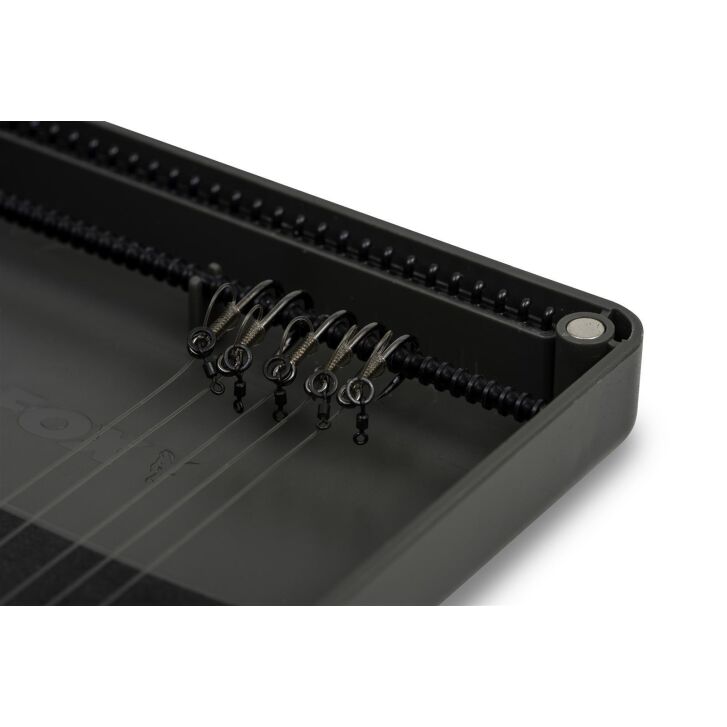 Fox Edges Medium rig box inc 50 pins