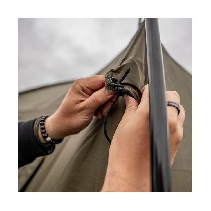 Avid Revolve Screen House