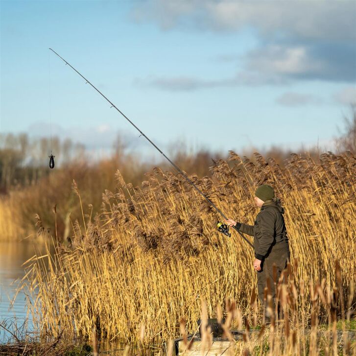 Avid Revolve 12ft Spod/Marker