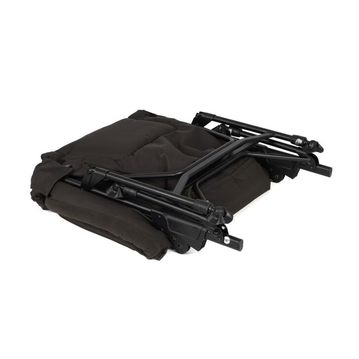 Fox EOS lounger chair