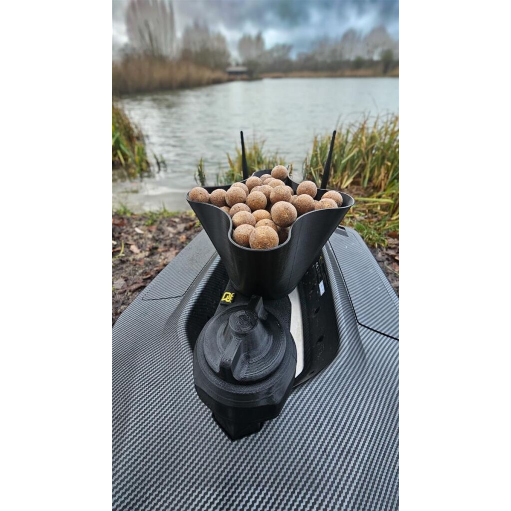 Carp Royal CR-X Hurricane Baitspreader | Voerboot Toebehoren