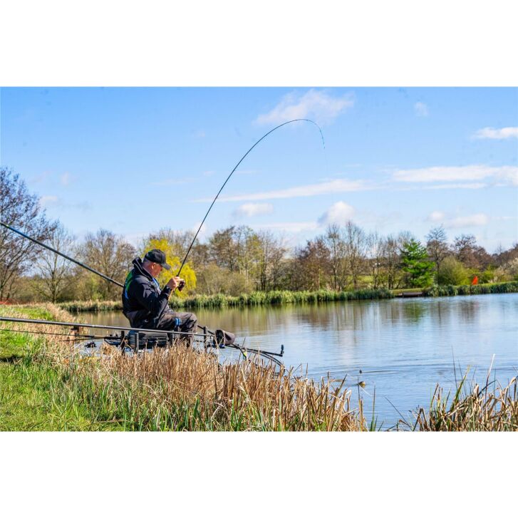 Preston Dura Carp Feeder 9ft