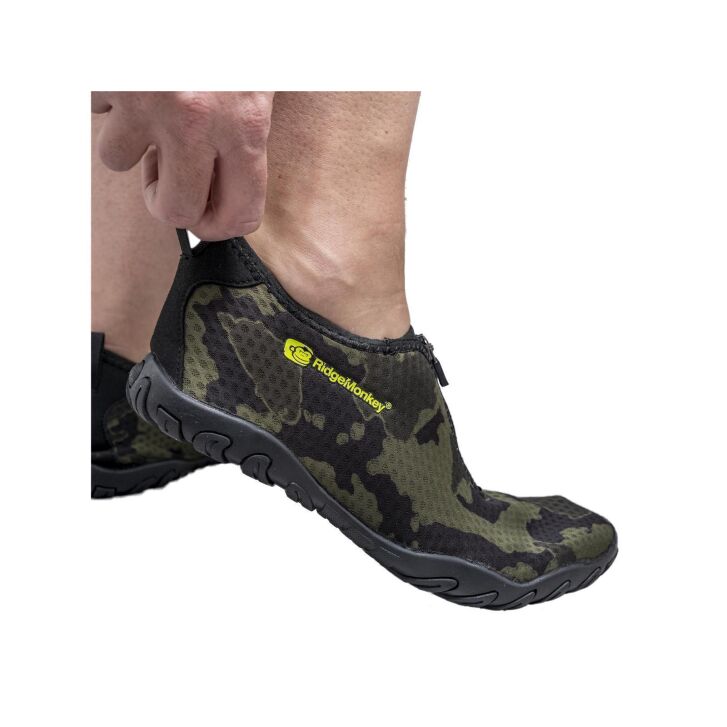 RidgeMonkey APEarel Dropback Aqua Shoes Camo