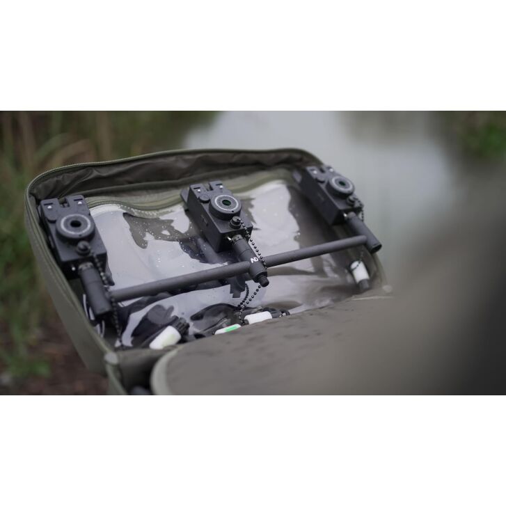 New Direction Tackle P10 Carbon Range | 3 Rod Buzz Bars Set P10-3 | Echtes Carbon und Aluminium | Leicht und stark | 2x Buzz Bars und 2 Banksticks | Inklusive Tasche