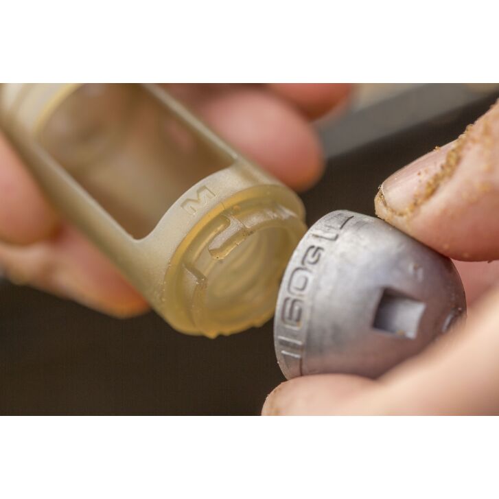 Guru X-Change Window Feeder Solid