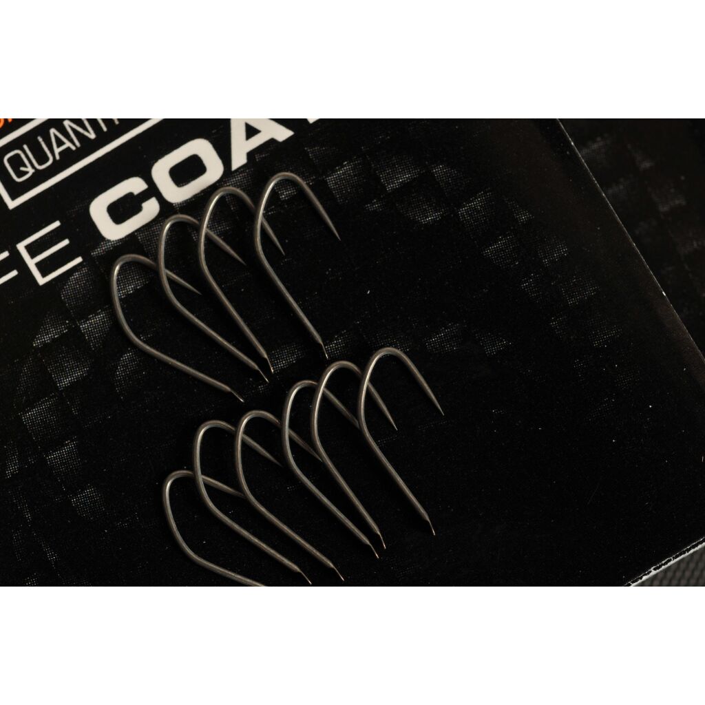 Guru F1 Maggot Hook Size 16 (Barbless/Spade End)