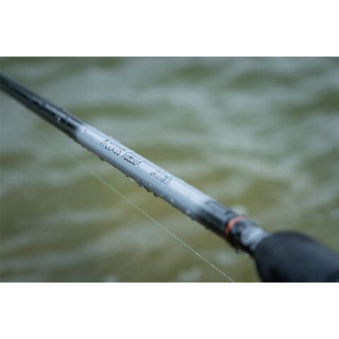 Guru A-CLASS Medium Feeder 120" 3pc 1-70g